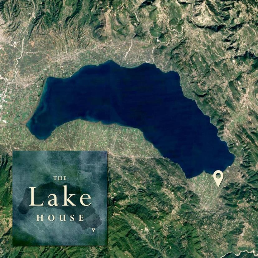 The Lake House" -Trichonida Lake Marathias  المظهر الخارجي الصورة